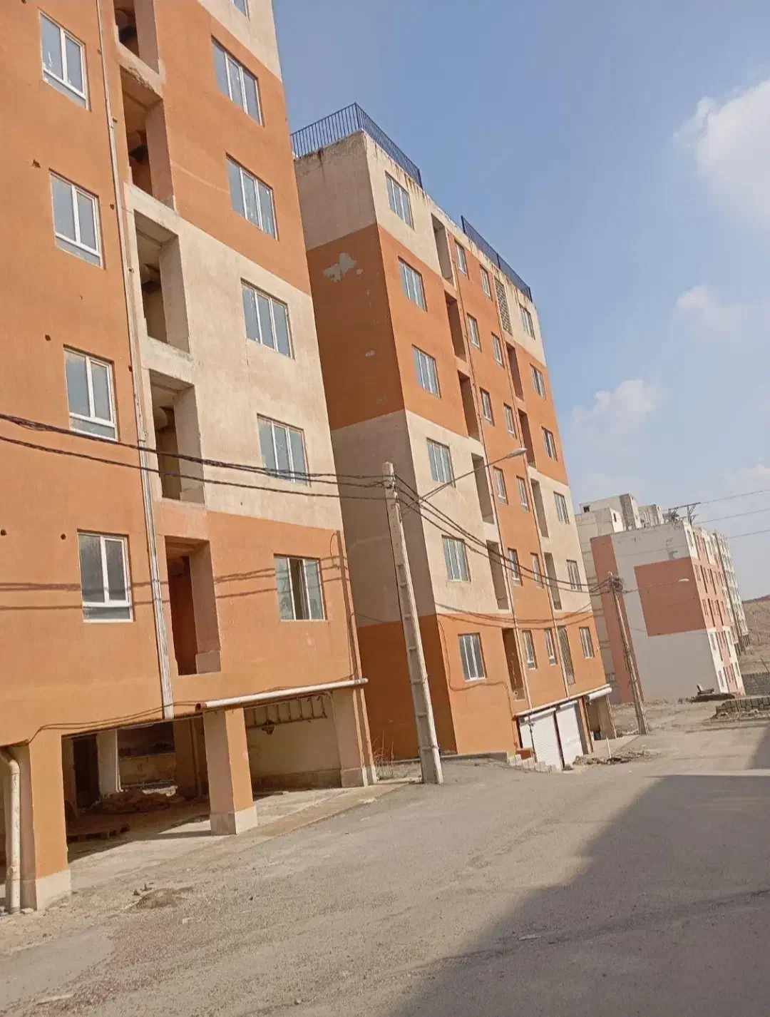 واحد 76متری / مسکن مهر/سرمایه گذاری/سه جانبه|فروش آپارتمان|هشتگرد, شهرک پامچال|دیوار