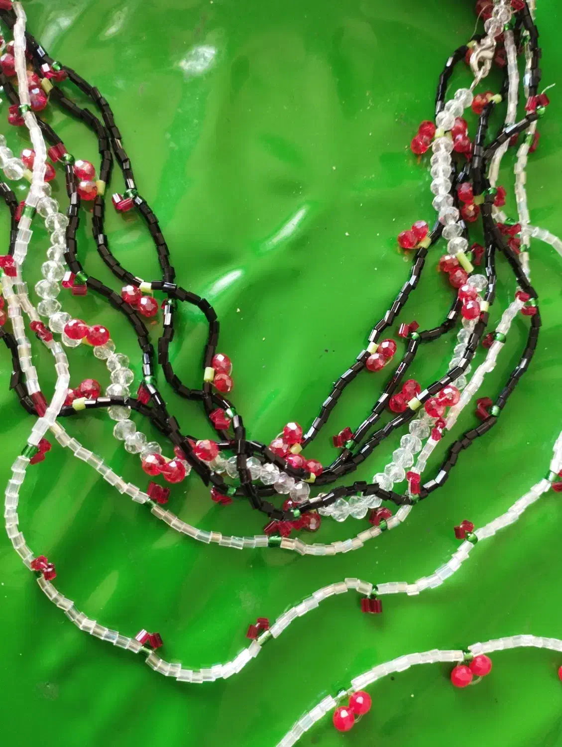 دستبند وگردنبندیلدایی|بدلیجات|دامغان, |دیوار