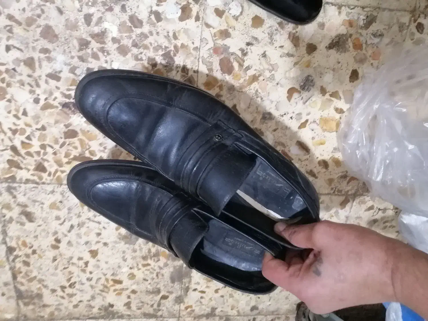 کفش مردانه چندجفت هستن. سایز43با42|کیف، کفش، کمربند|اهواز, کمپلو جنوبی|دیوار