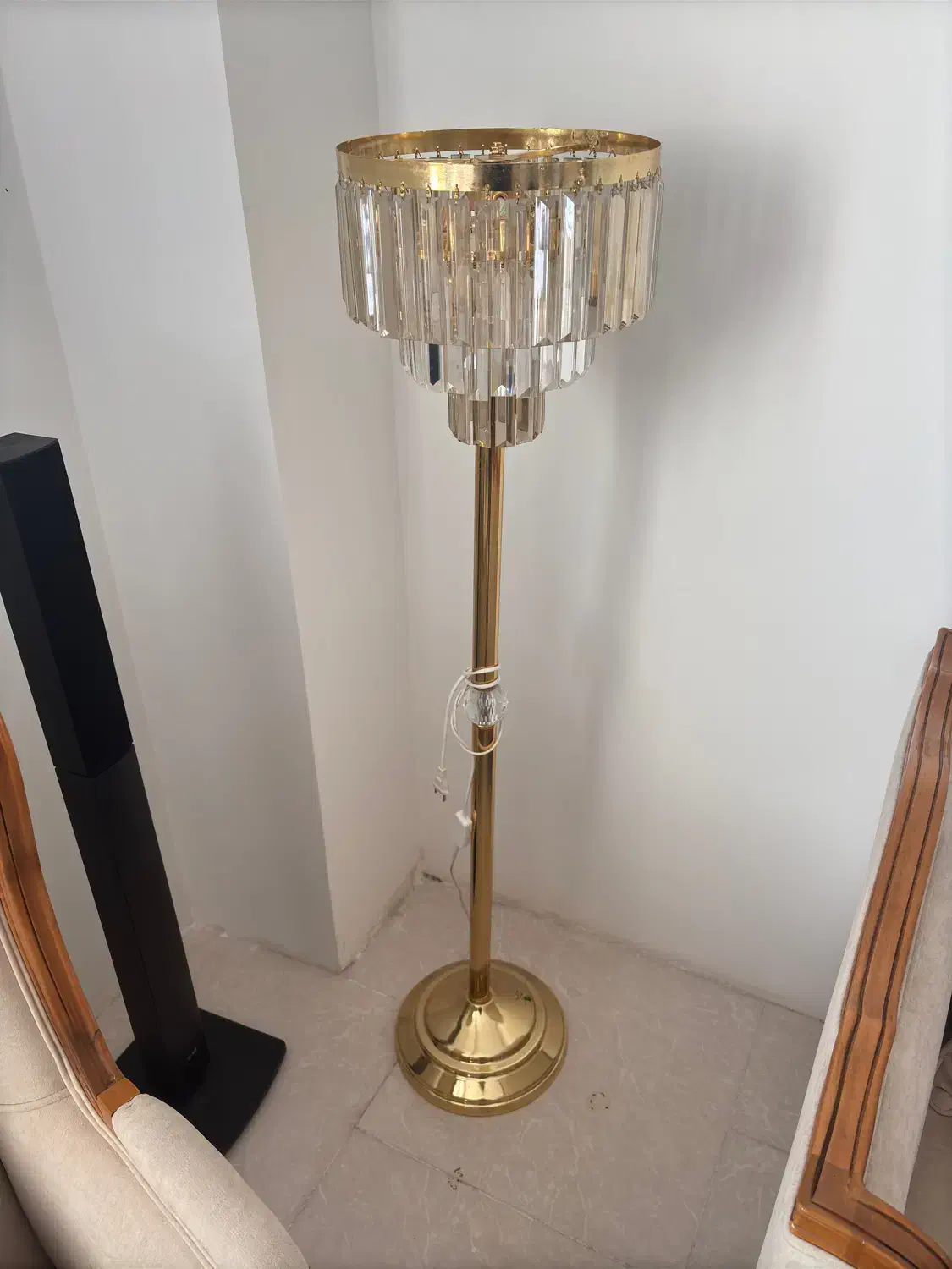 آباژور کریستال کاردی|چراغ خواب و آباژور|تهران, حکیمیه|دیوار