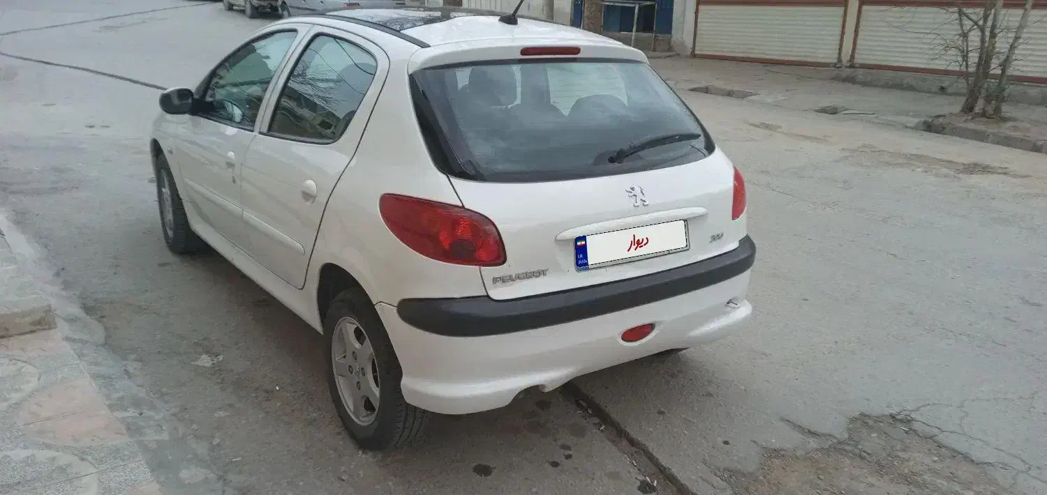 ۲۰۶سقف پانا|خودرو سواری و وانت|خرم‌آباد, |دیوار