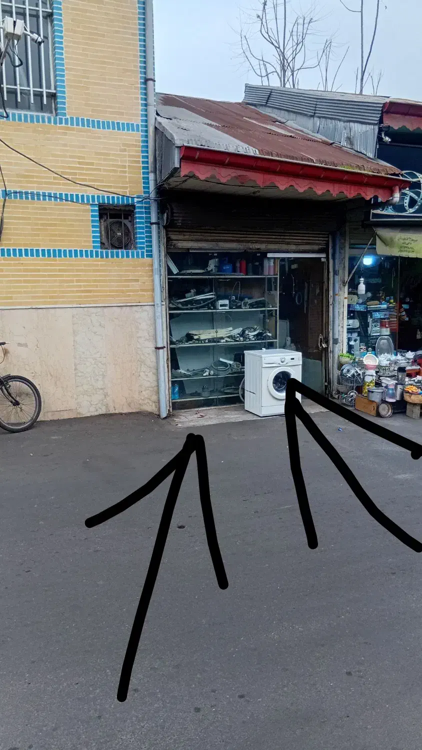 اجاره مغازه|اجارهٔ مغازه و غرفه|رشت, خواهر امام|دیوار