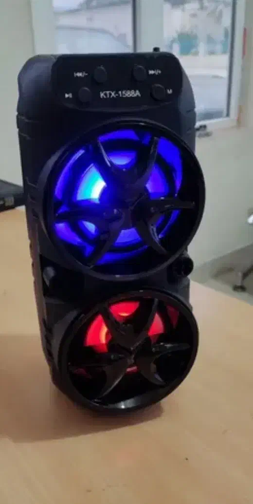 اسپیکر رقص نور|پخش‌کننده همراه|کرج, باغستان|دیوار