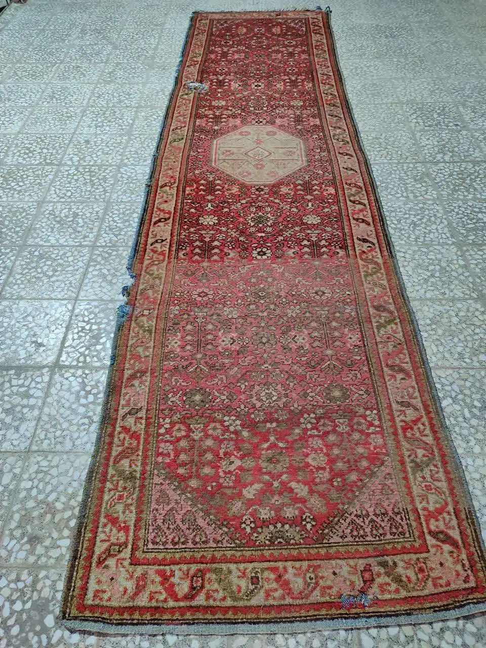 کناره دستبافت کهنه ملایر|فرش|تهران, مولوی|دیوار