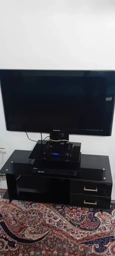تلویزیون اصل سامسونگ + میز|تلویزیون و پروژکتور|تهران, فدک|دیوار