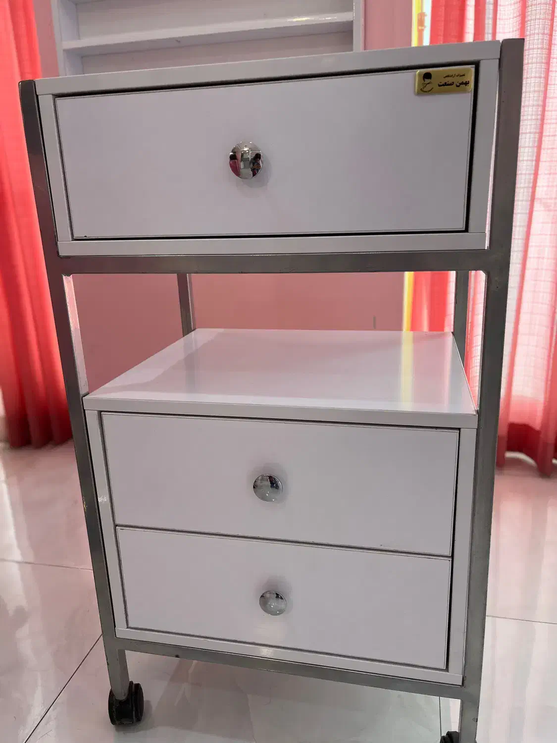 صندلی|آرایشگاه و سالنهای زیبایی|اهواز, کوی ملی راه|دیوار