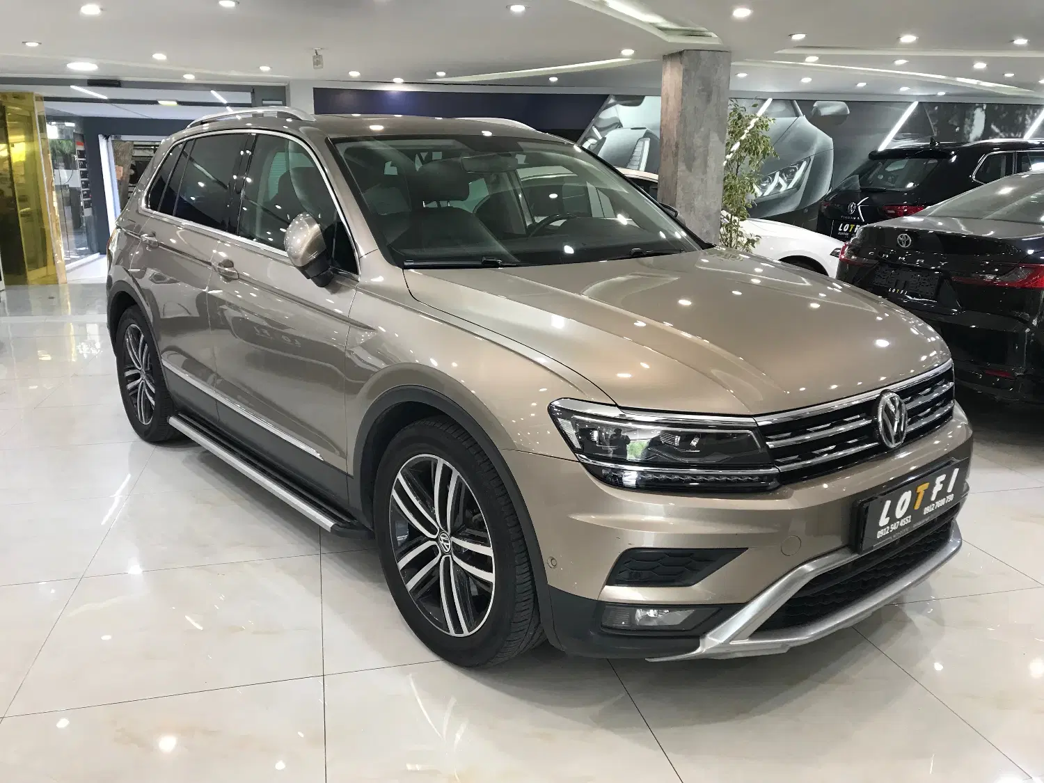 Volkswagen Tiguan 2018|خودرو سواری و وانت|تهران, نیلوفر|دیوار