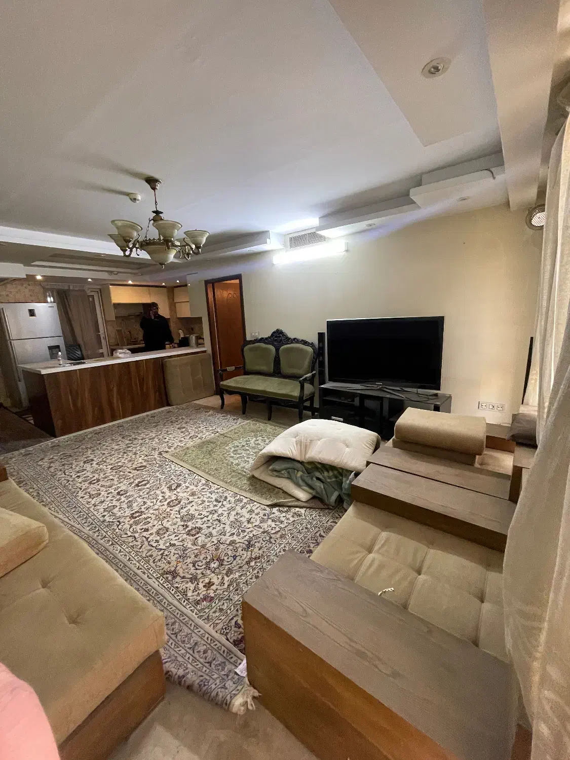 آپارتمان ۷۰ متر فول ۴ ساله (مهرنامی)