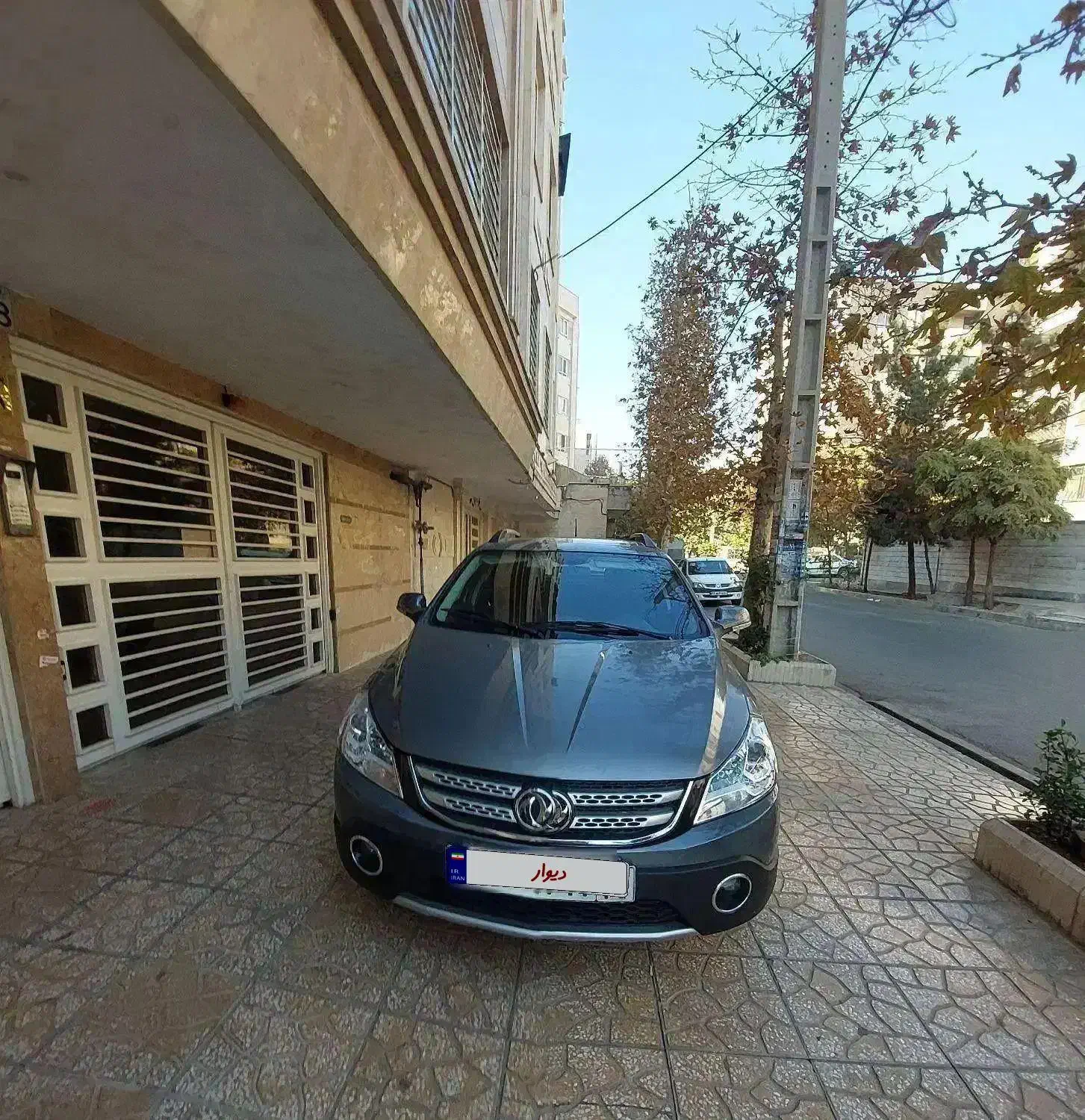 دانگ فنگ اچ سی کراس h30 اتومات مدل۱۳۹۵|خودرو سواری و وانت|کرج, کوی امامیه|دیوار