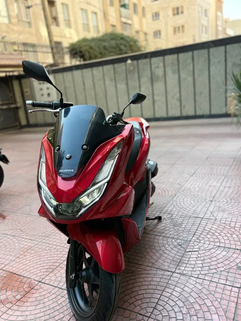 HONDA pcx 1402|موتورسیکلت|تهران, فاطمی|دیوار