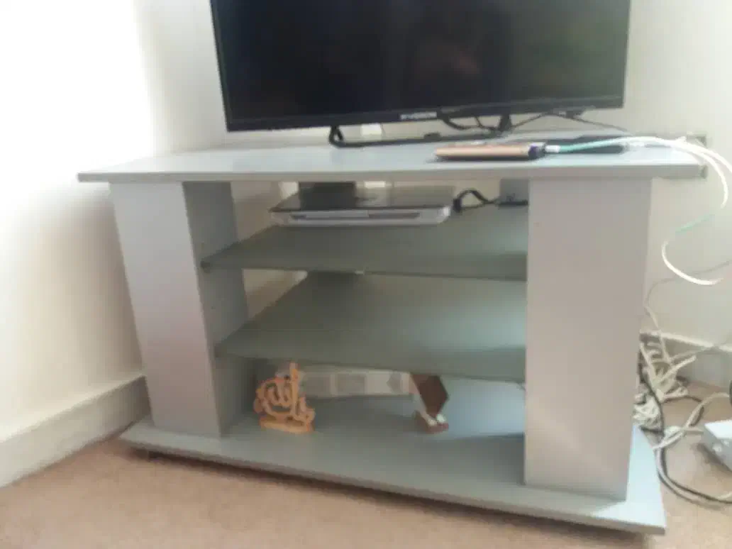 میزتلو|میز تلویزیون|تهران, هاشمی|دیوار