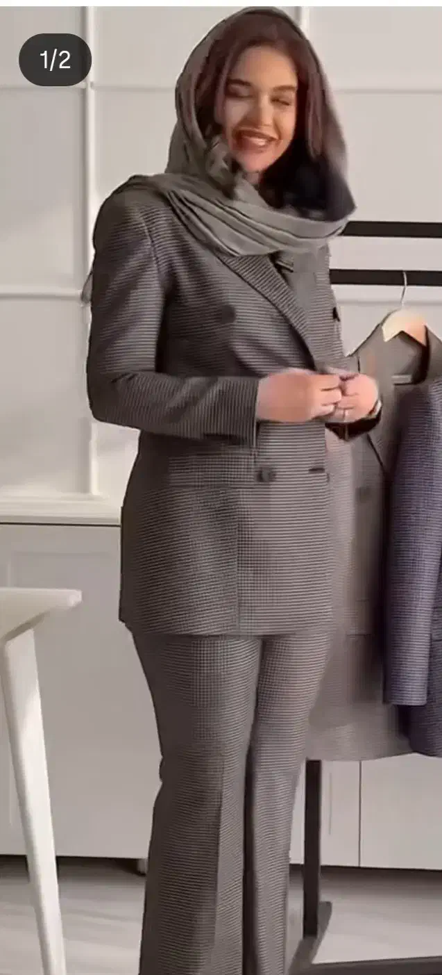 کت و شلوار پاییزی. رنگ مشکی|لباس|رودهن, |دیوار