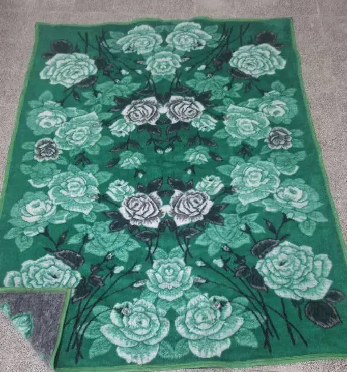 قصر پتو|رختخواب، بالش، پتو|خرمآباد, |دیوار