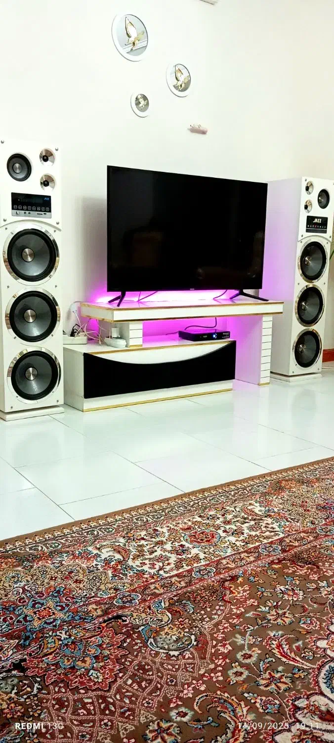 میزتلوزیون|میز تلویزیون|پاکدشت, پاکدشت (مامازند)|دیوار