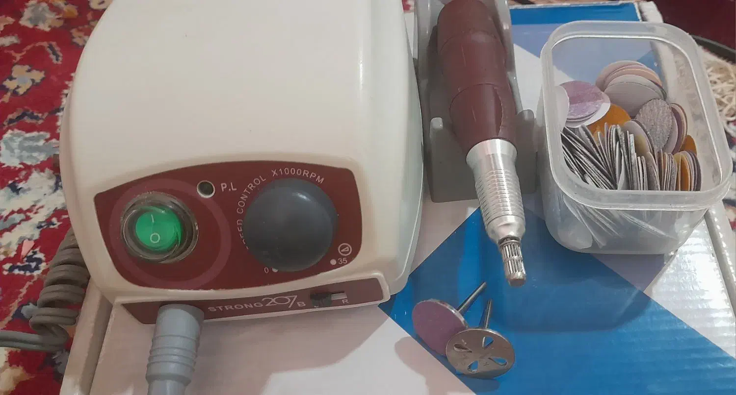 دستگاه سوهان برقی بدون هیچ مشکل|آرایشگاه و سالن‌های زیبایی|دهلران, |دیوار