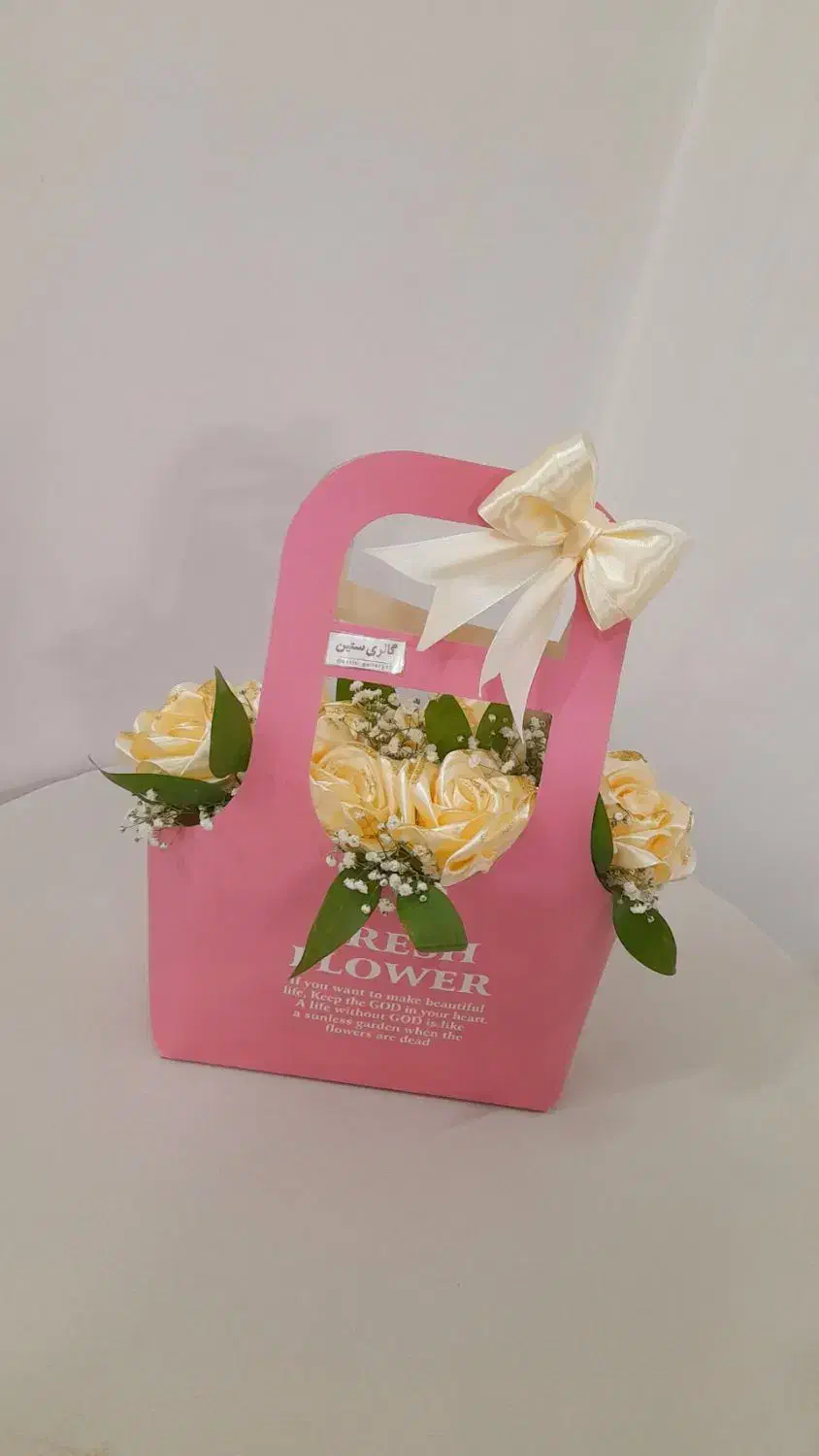 گلهای روبانی هدیه روز زن|گل مصنوعی|سبزوار, امیر کبیر|دیوار