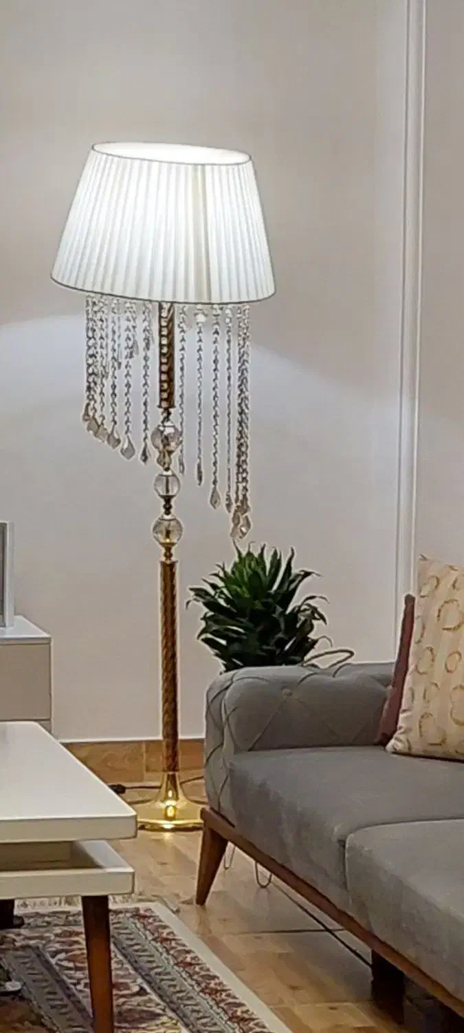 آباژور در حد نو سالم|چراغ خواب و آباژور|لنگرود, |دیوار