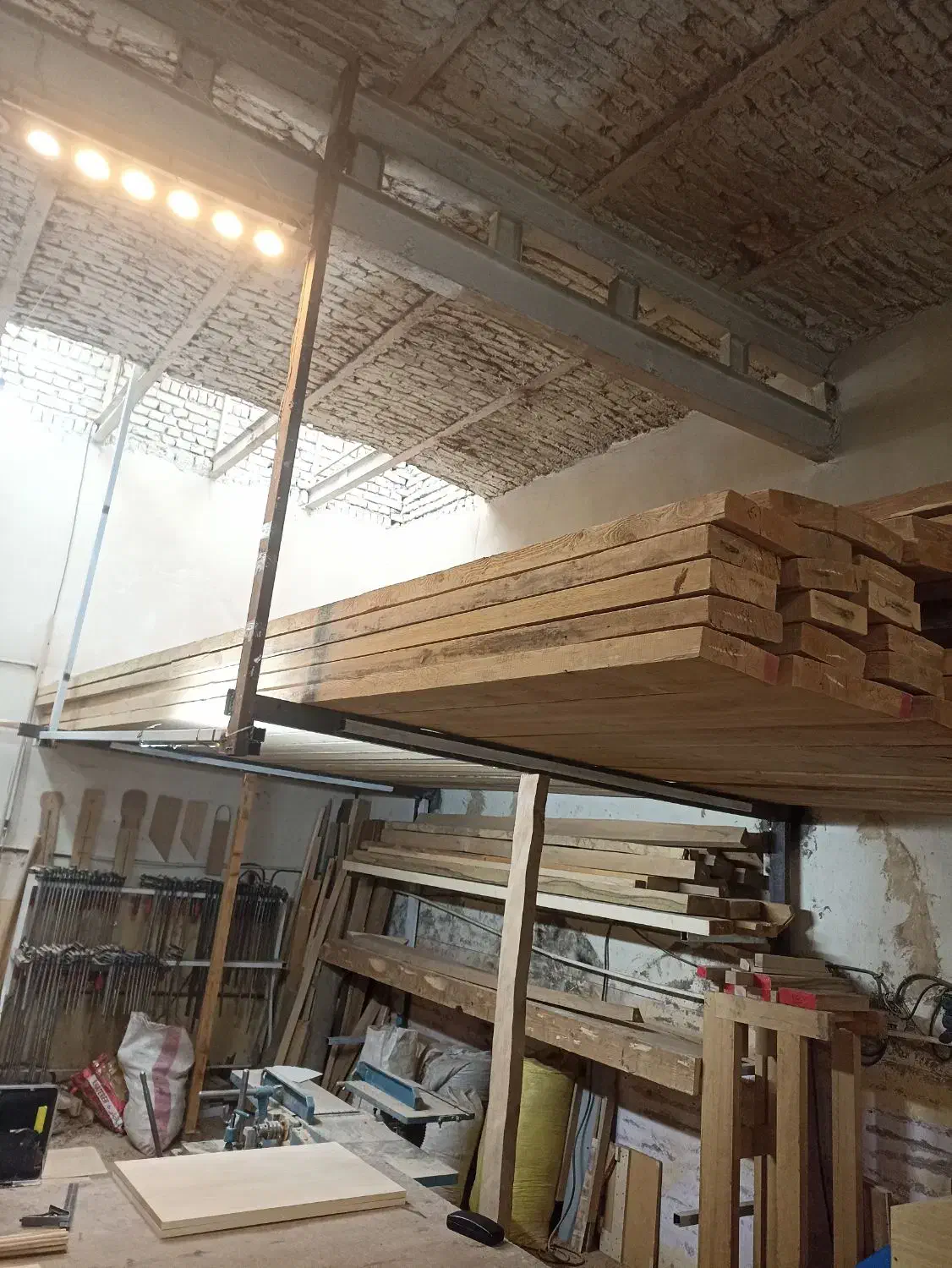 چوب روسی خشک|عمده‌فروشی|بومهن, |دیوار