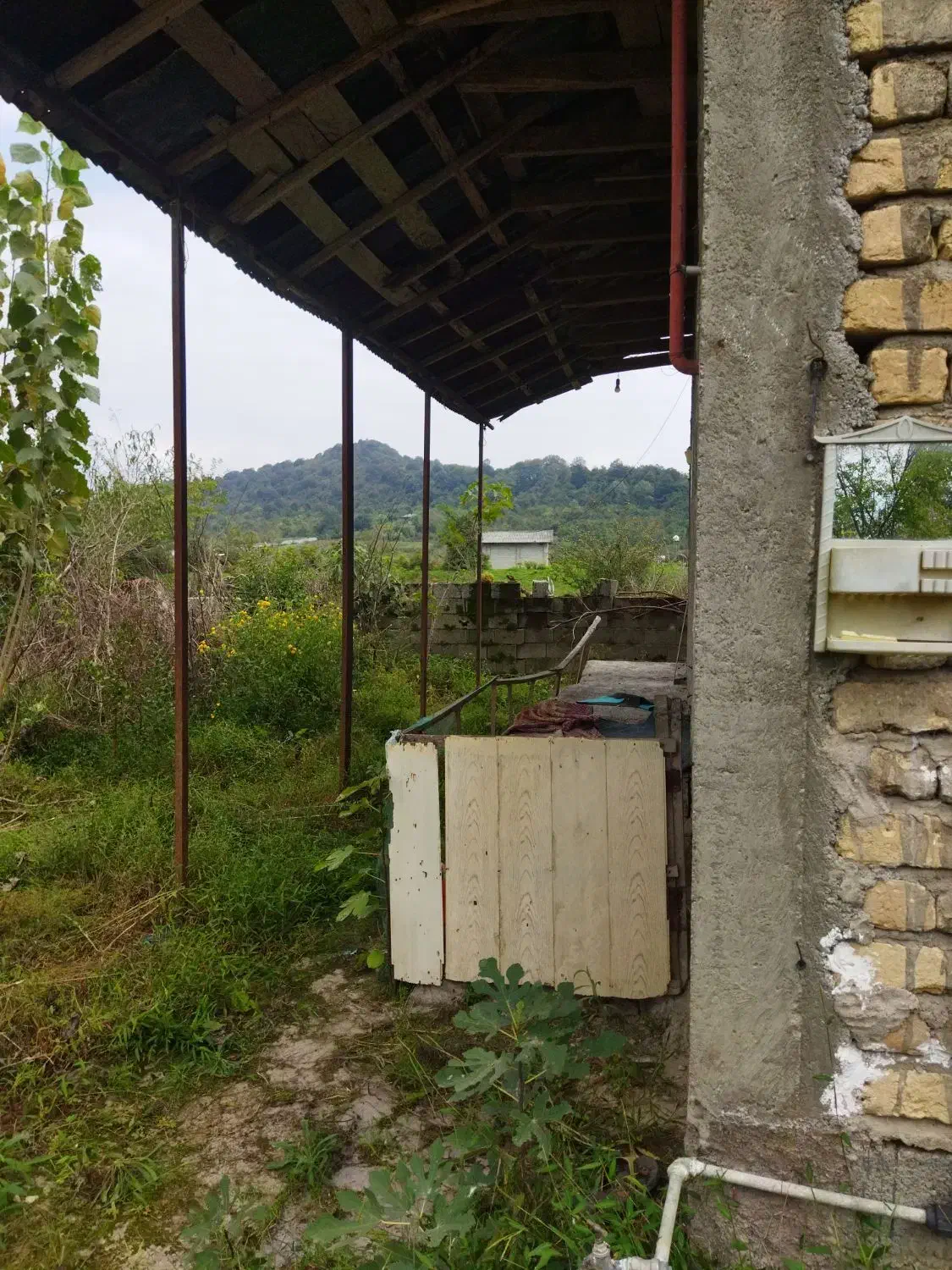 455متر خانه محوطه 65متر بنا تک خواب کوه پایه ای|فروش خانه و ویلا|احمدسرگوراب, |دیوار