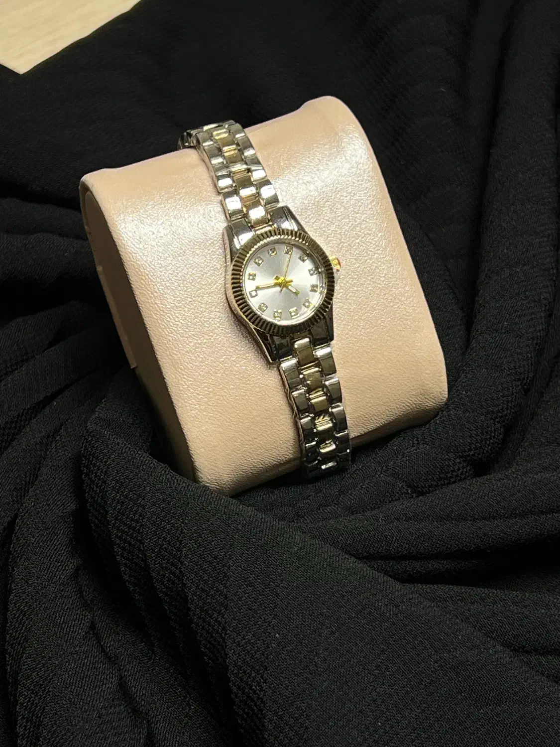 ساعت مچی(زنانه)|ساعت|رباطکریم, رباطکریم|دیوار