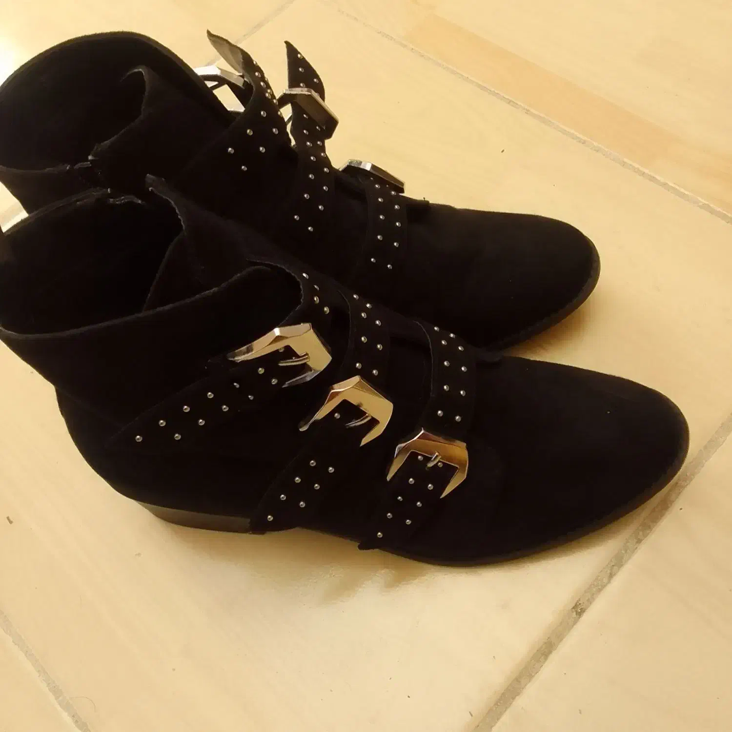 پوتین خارجی اورجینال|کیف، کفش، کمربند|بستان آباد, |دیوار