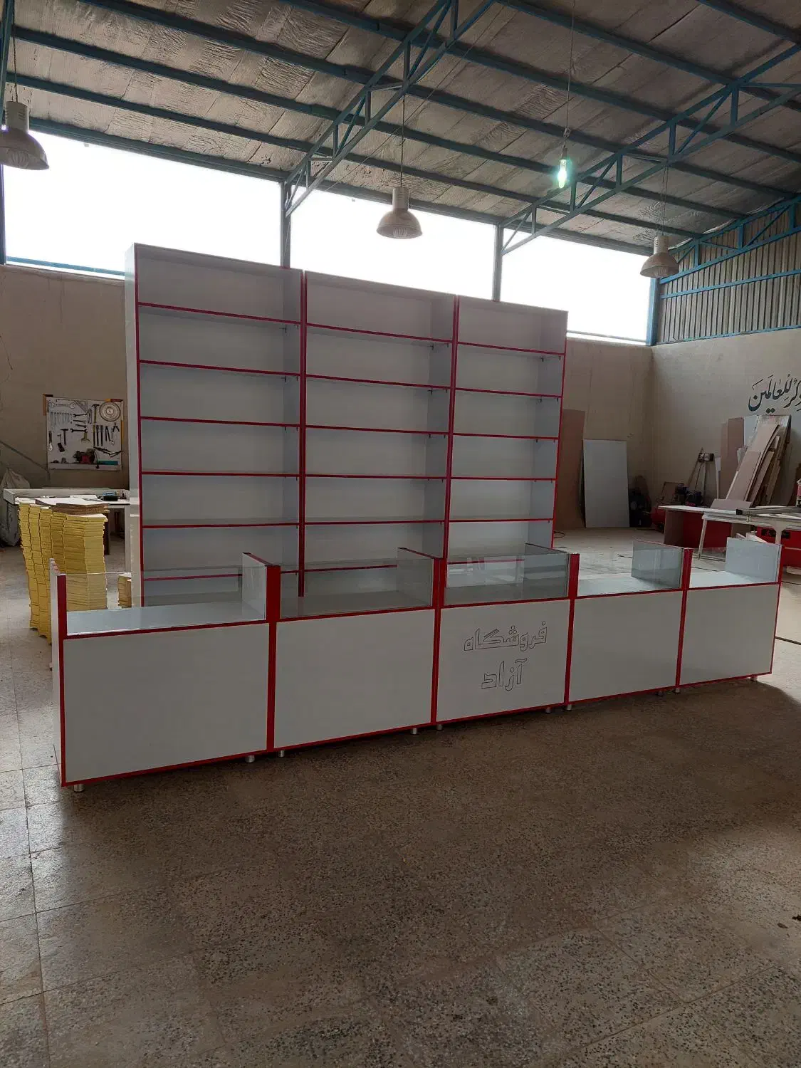 شلف کتابخانه دکور کمد لباس قفسه پیشخوان مغازه|فروشگاه و مغازه|اصفهان, گورت|دیوار