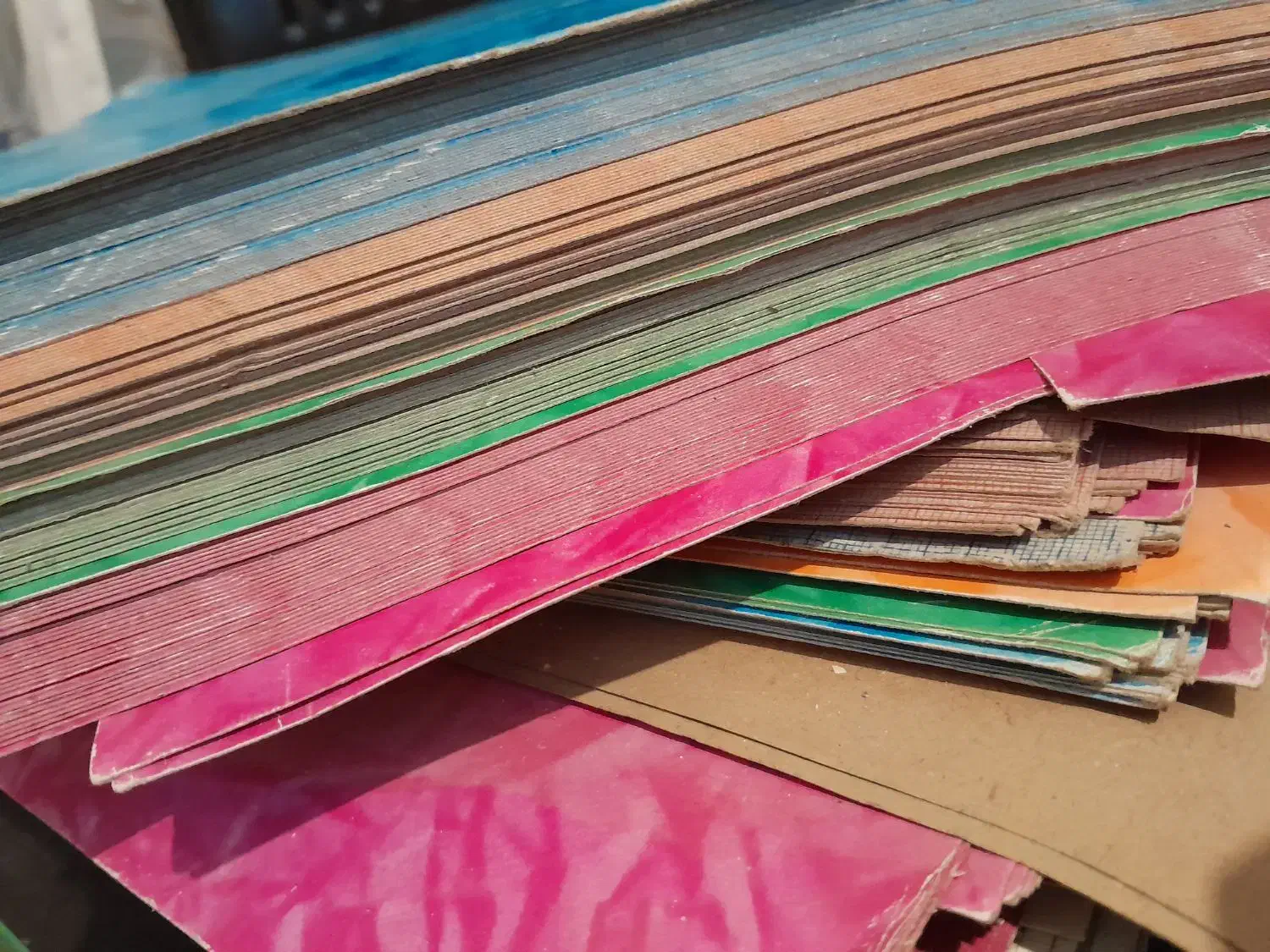 پوشه|لوازم التحریر|مرند, |دیوار