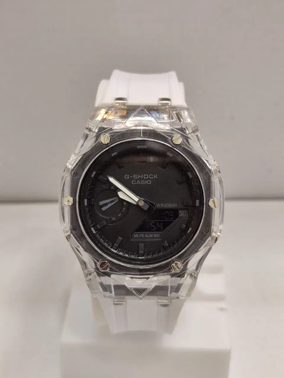 بخش ساعت های مچی زنانه و مردانه|ساعت|رشت, بازار|دیوار