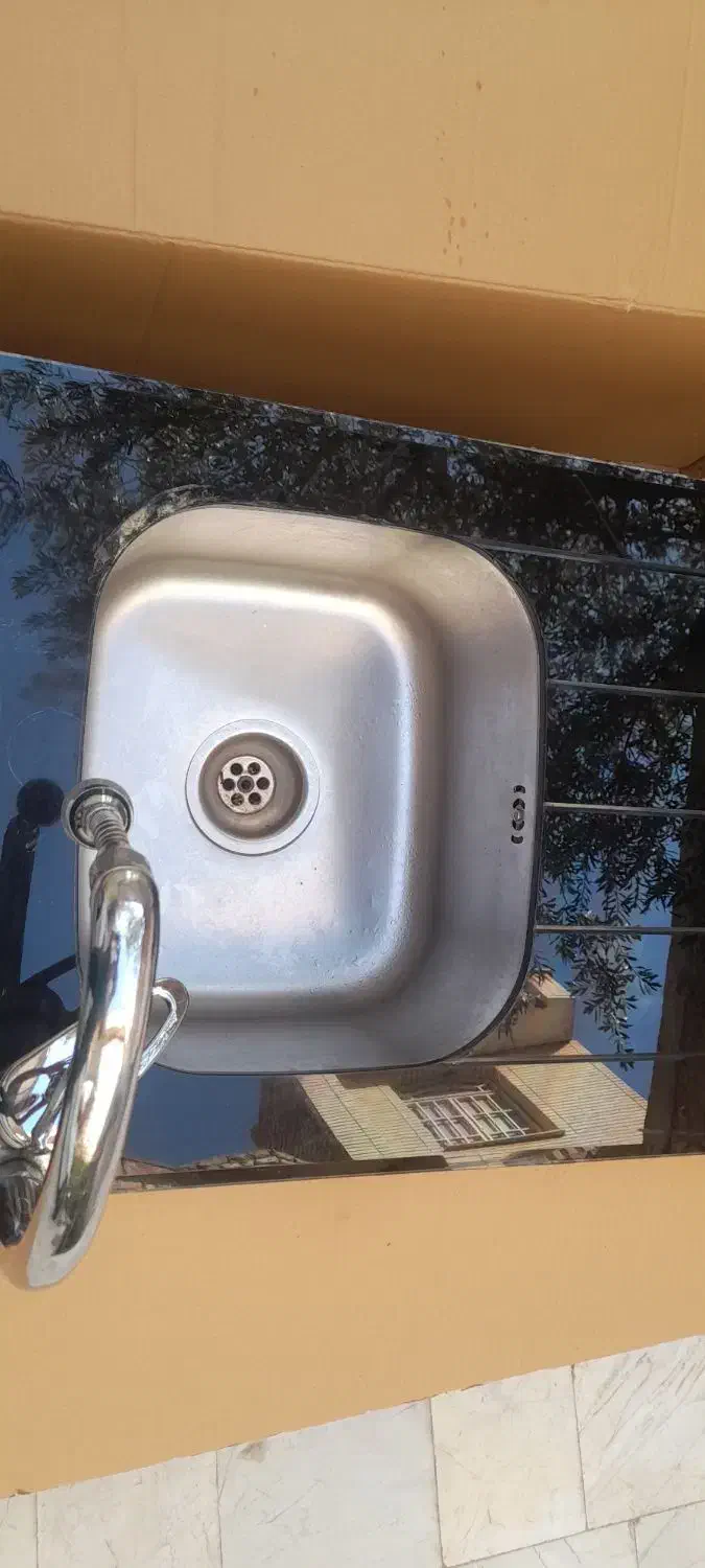 سینک به همراه شیر اهرمی|مصالح و تجهیزات ساختمان|قم, بنیاد|دیوار