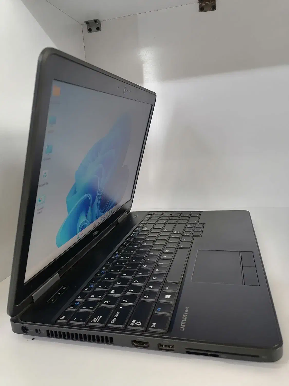 لپتاپ دل i7 رم 8 هارد 500 گرافیکدار|رایانه همراه|شیراز, فرگاز|دیوار