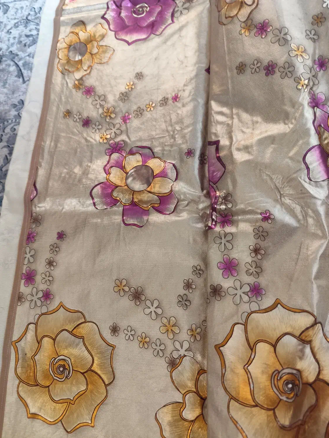 سفره طلا کوب|سفره، حوله، دستمال آشپزخانه|ری, دولتآباد|دیوار