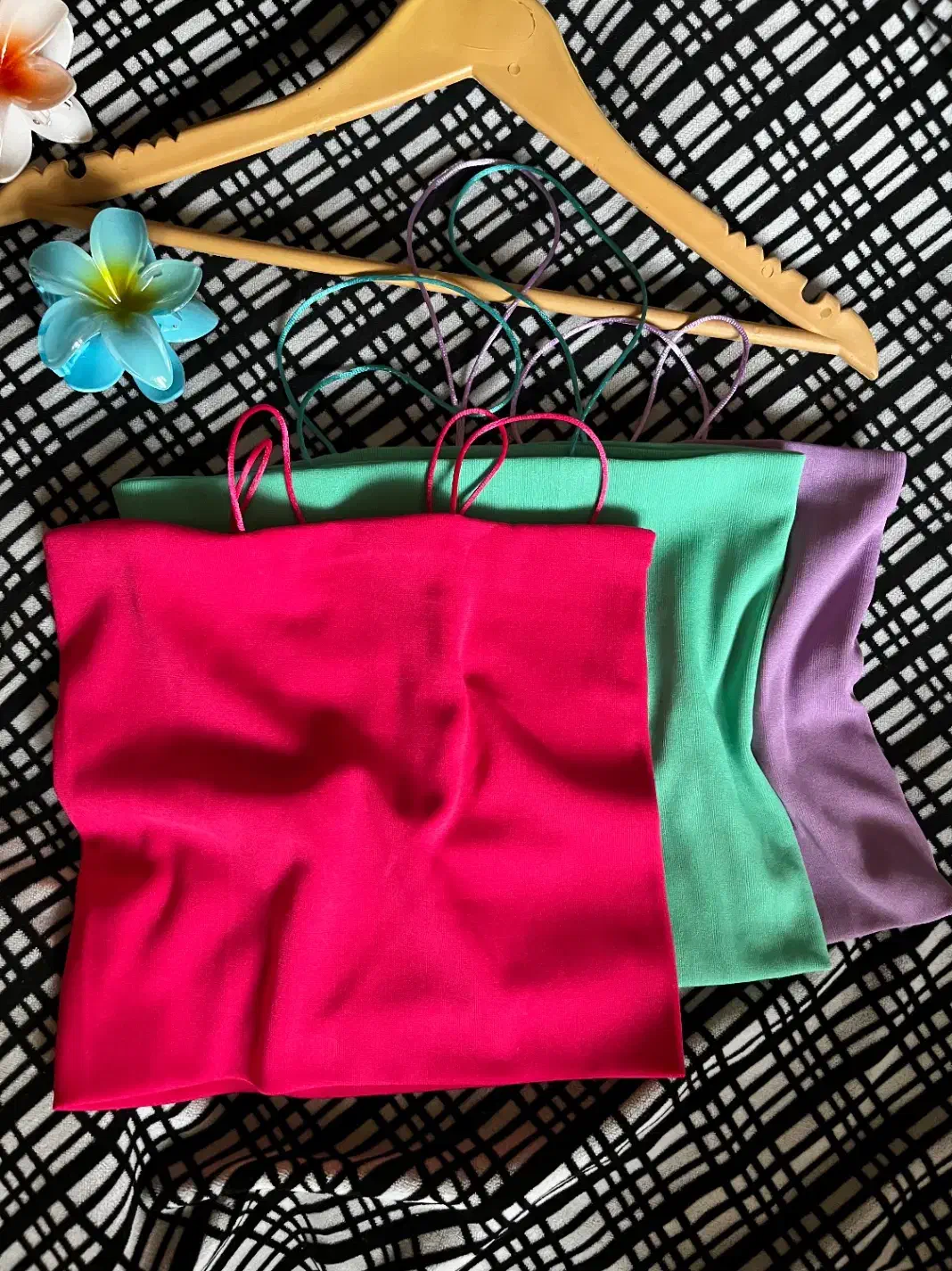 لباس|لباس|ماهدشت, |دیوار