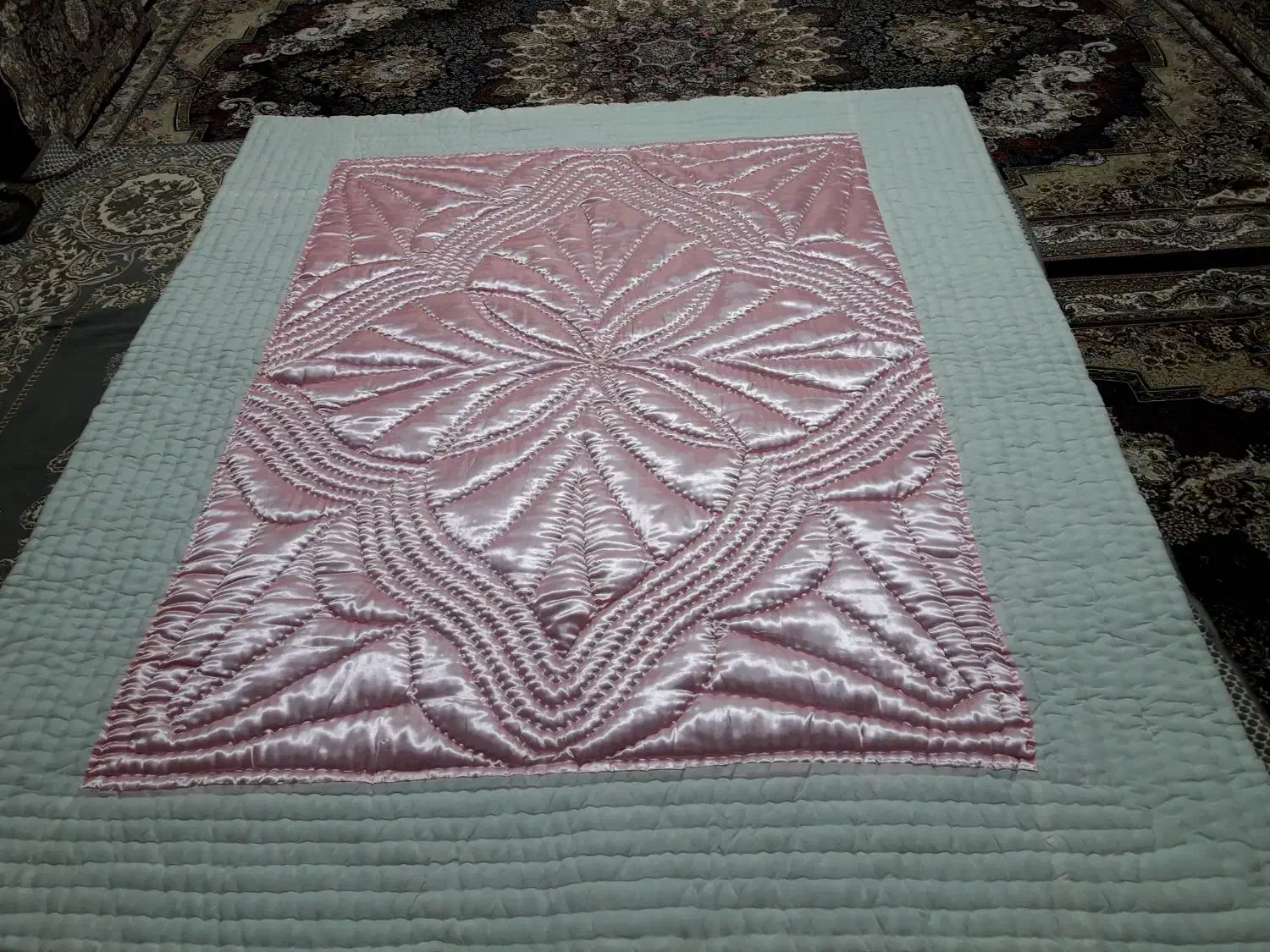 دوعدد لحاف دونفره  نو|رختخواب، بالش، پتو|مشکیندشت, |دیوار