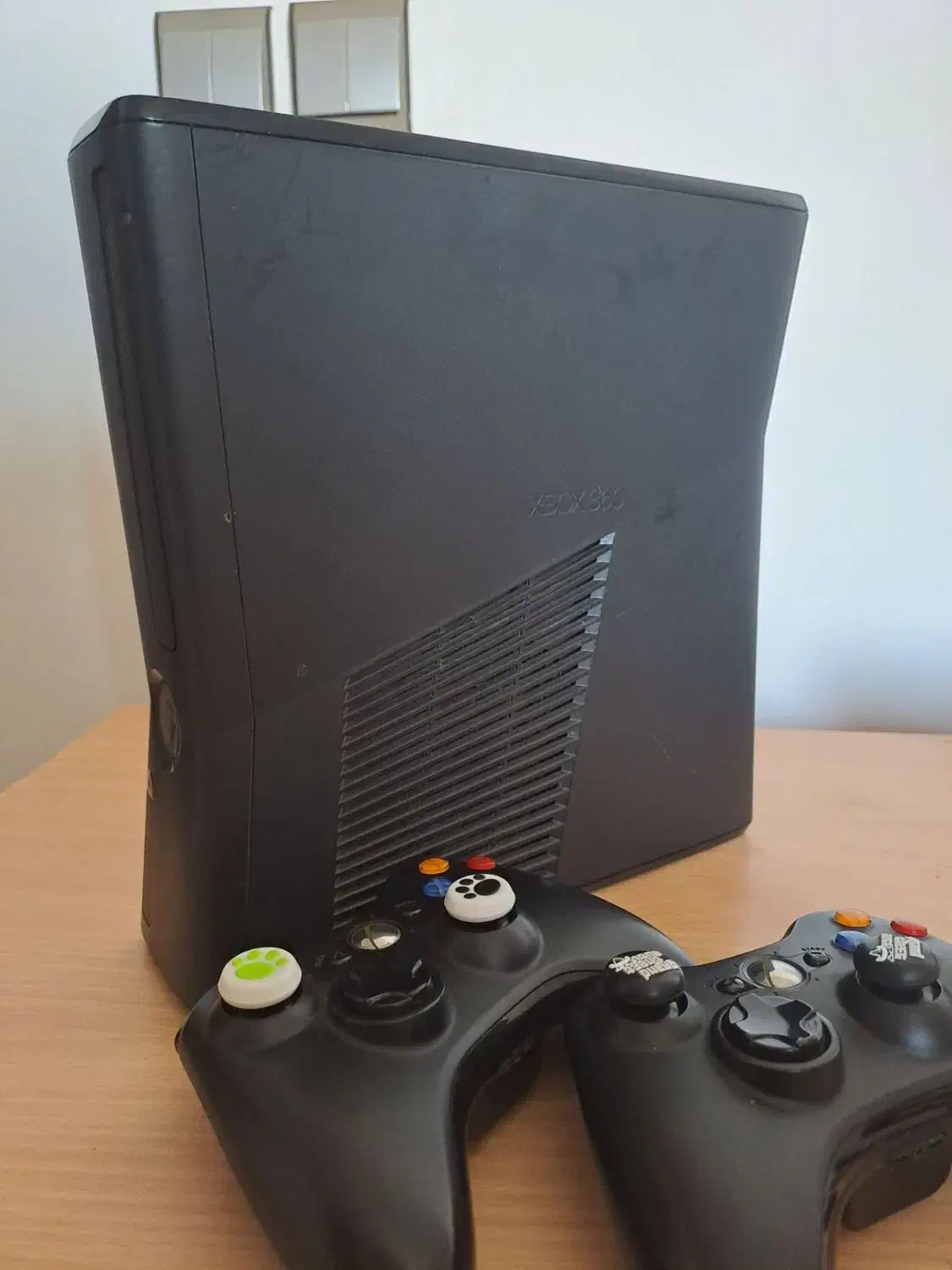 کنسول xbox360 اسلیم|کنسول، بازی ویدئویی و آنلاین|گرگان, |دیوار