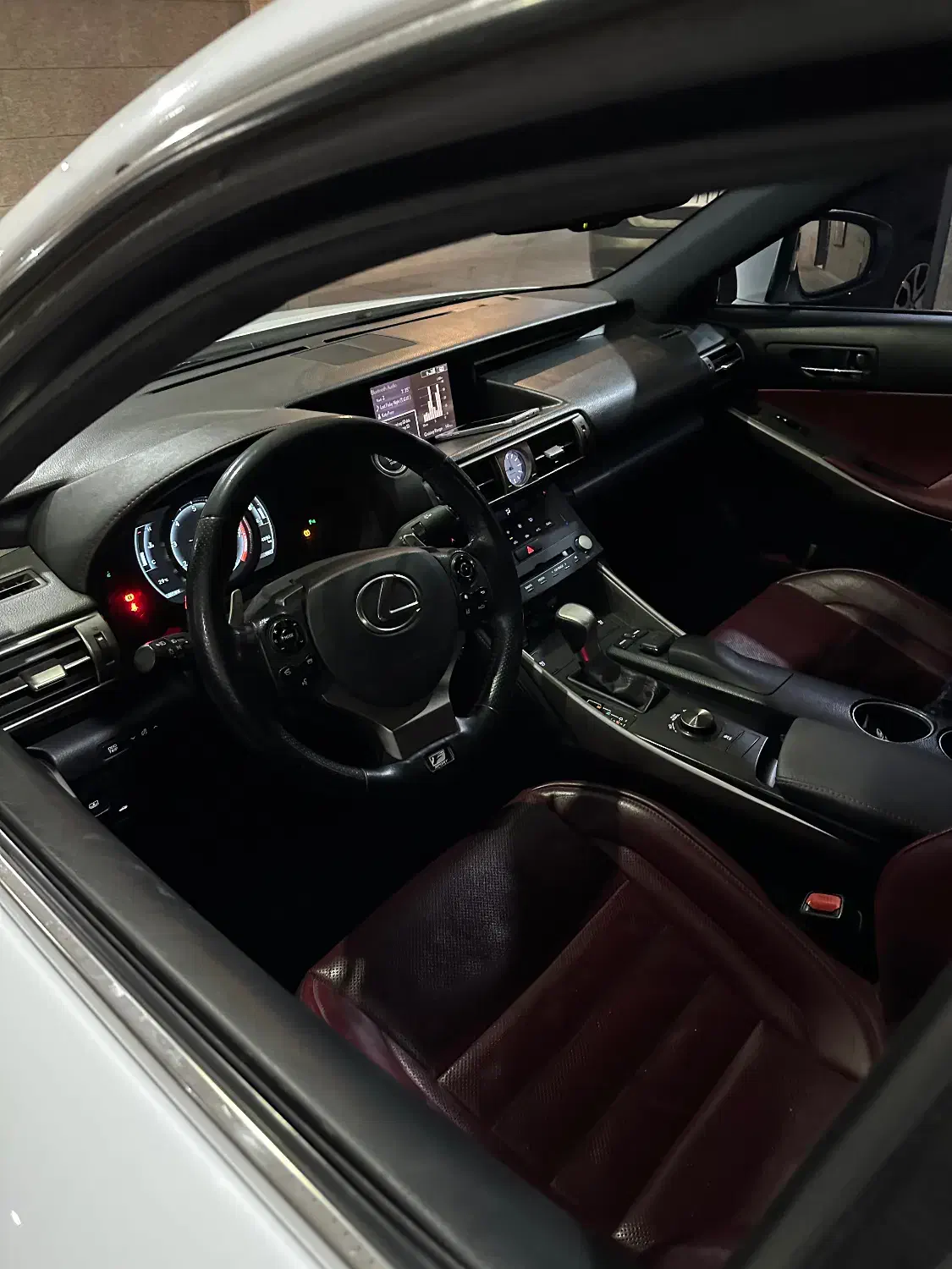 lexus is250 2015 fsport full|خودرو سواری و وانت|تهران,  امام زاده قاسم (نیاوران)|دیوار