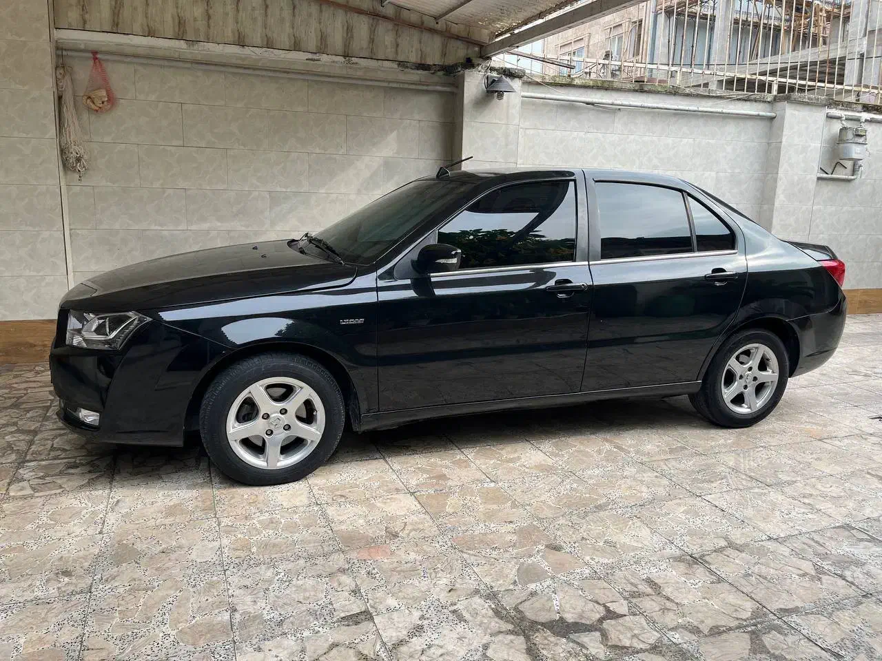 دنا مدل ۹۴|خودرو سواری و وانت|رشت, یخسازی|دیوار