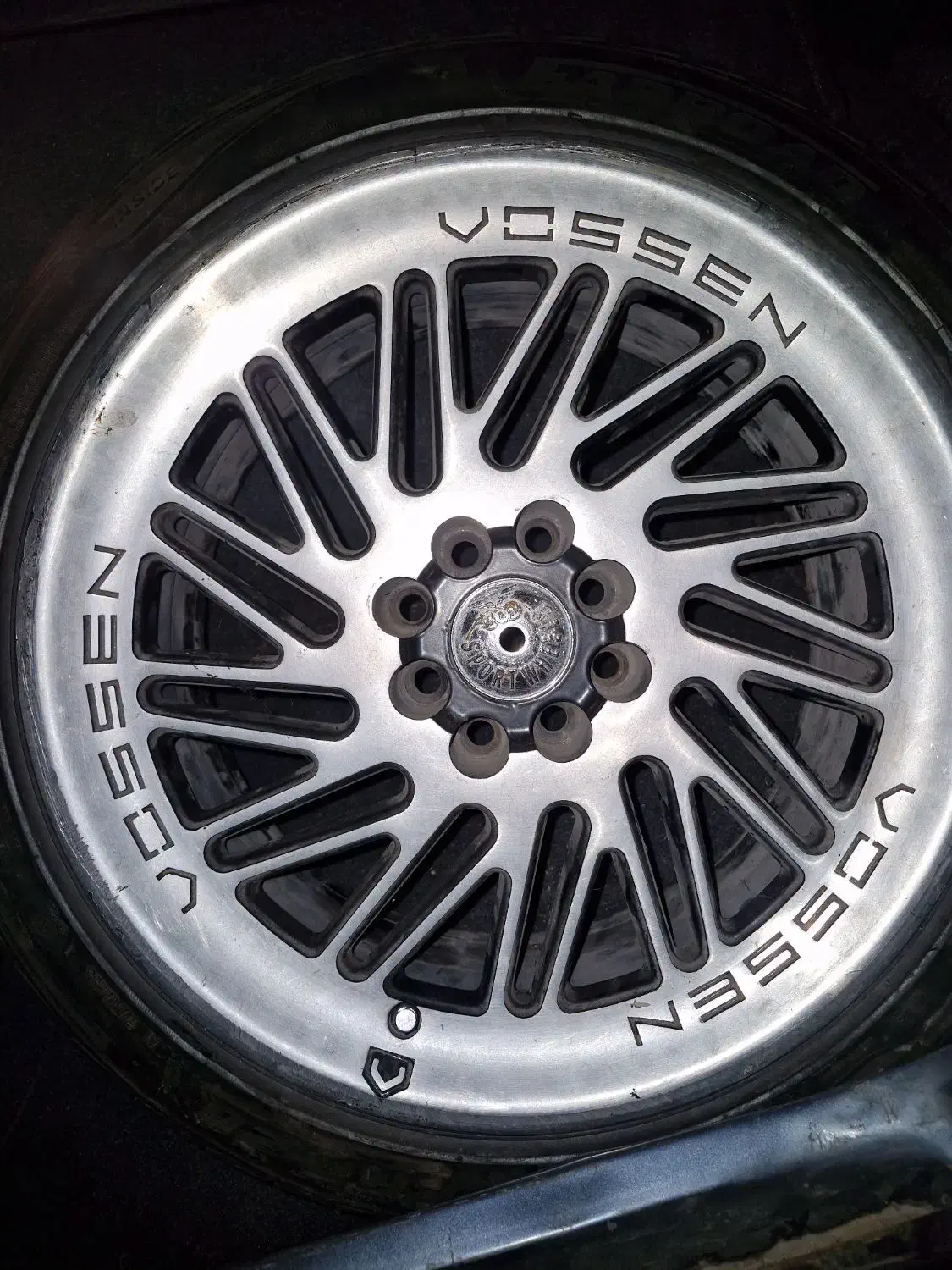 رینگ و لاستیک ۱۶ ووسن|قطعات یدکی و لوازم جانبی|مشهد, نیزه|دیوار