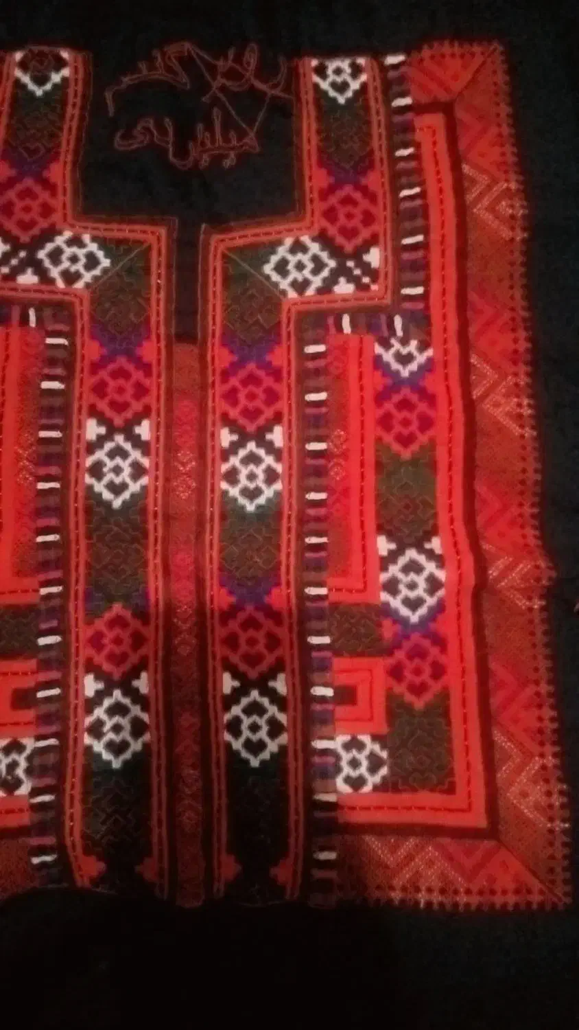 زی آستین|لباس|زهک, |دیوار