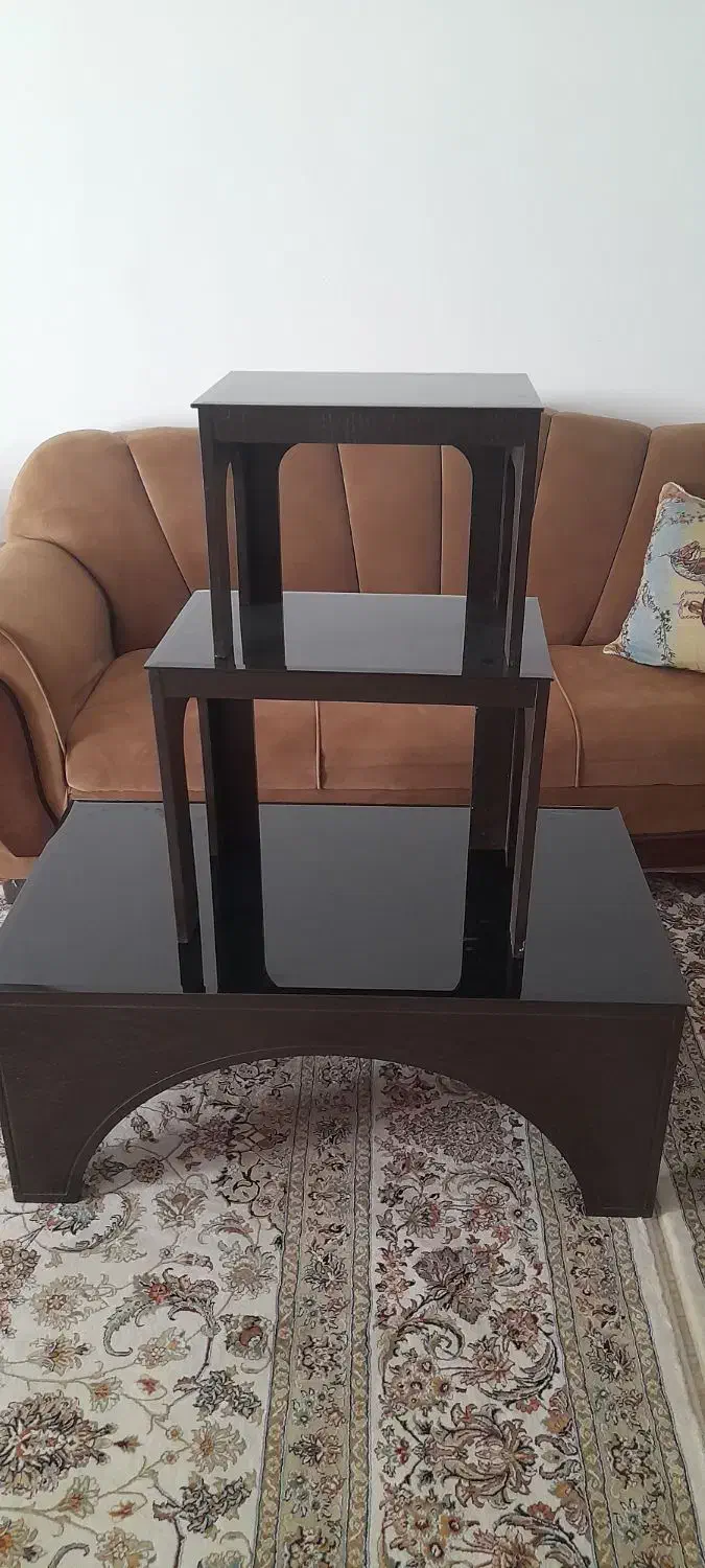 گل میز|مبلمان خانگی و میز عسلی|فسا, |دیوار