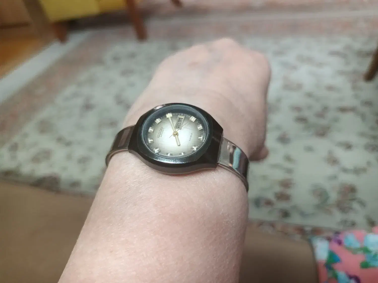 ساعت سیتیزن  ژاپن|ساعت|فردیس, فردیس|دیوار