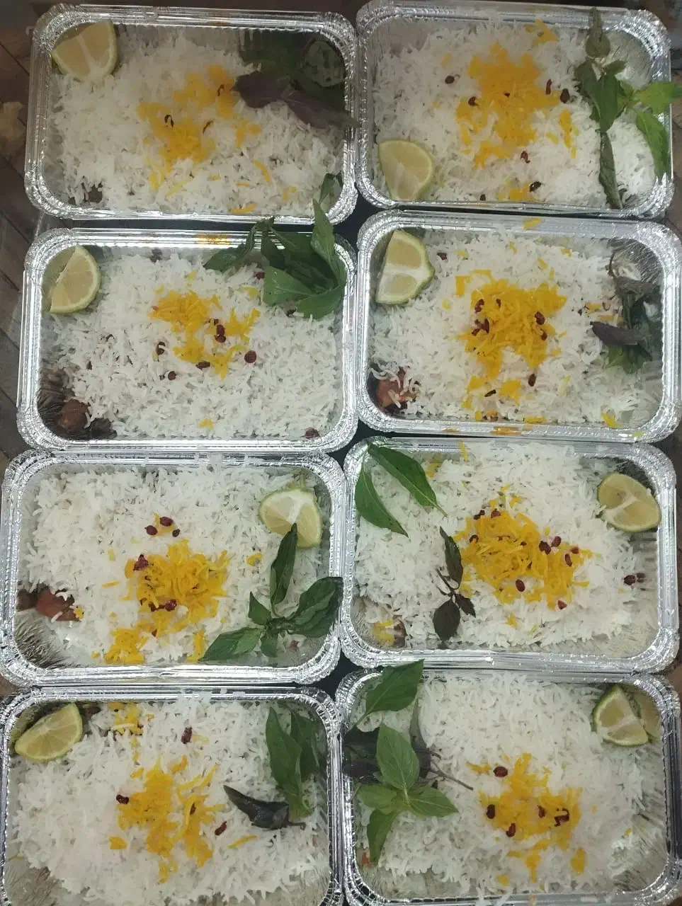 استخدام۲نفر نیرو.خانم.۱کمک آشپز،و۱نفرظرف شو|استخدام خدمات فروشگاه و رستوران|کنارک, |دیوار