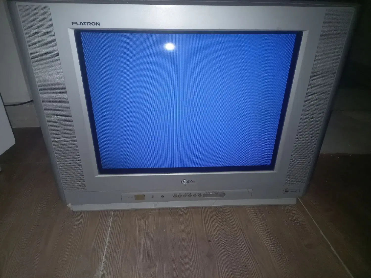 تلوزیون|تلویزیون و پروژکتور|چمستان, |دیوار