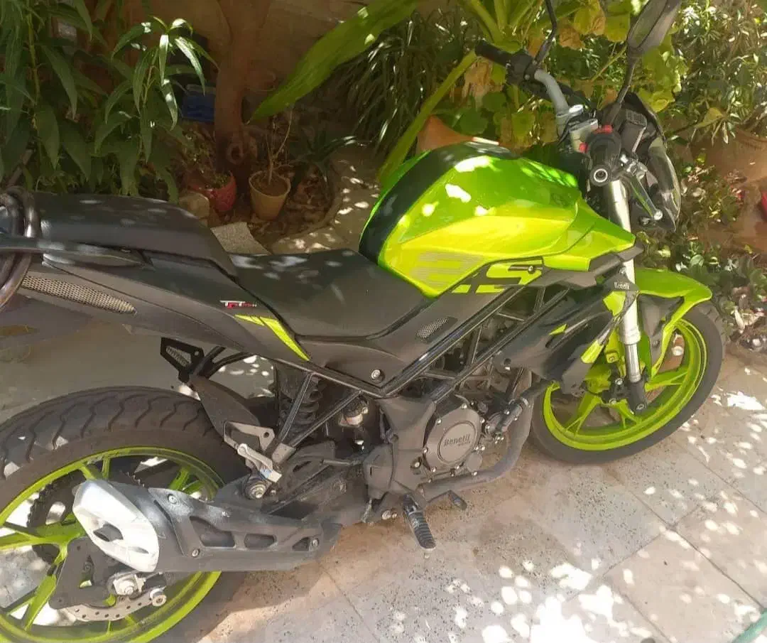 موتور بنلی ۲۵۰تک|موتورسیکلت|شیراز, کاراندیش|دیوار