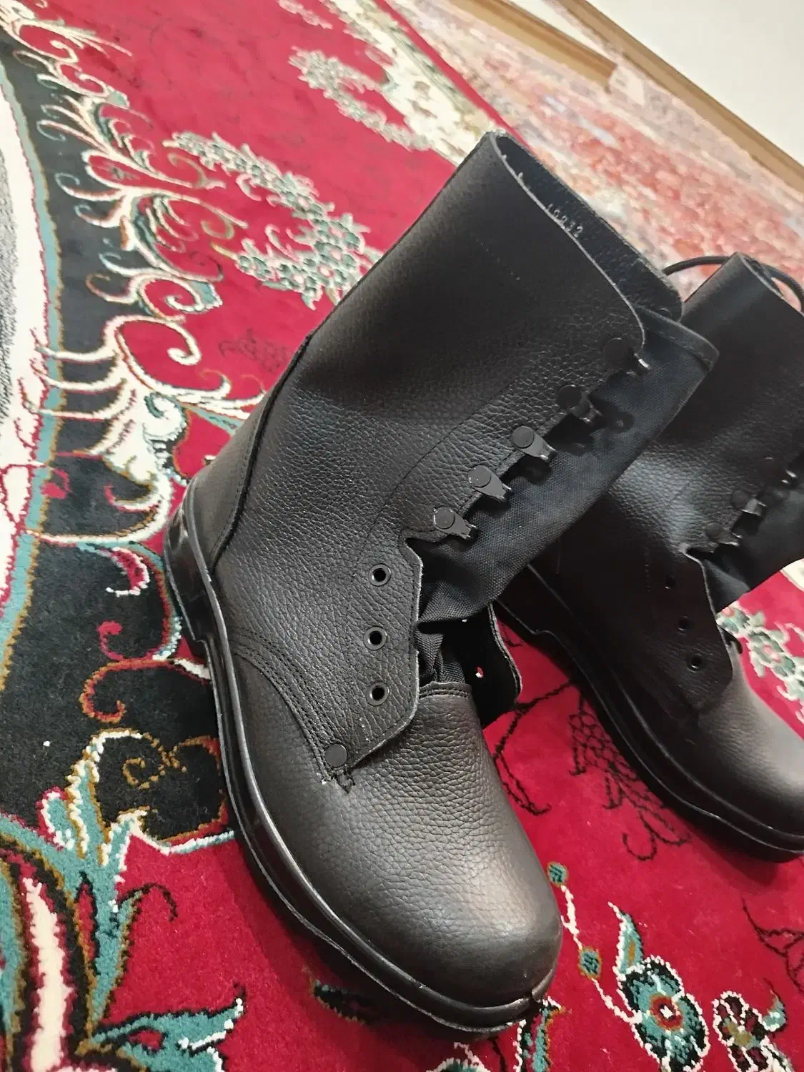 پوتین‌سربازی‌سایز.42|کیف، کفش، کمربند|دورود, |دیوار