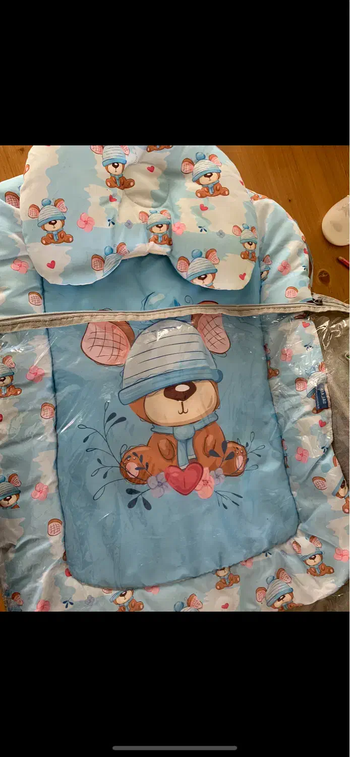 قنداقذسوییسی تشک و بالش شیردهی و فرمدهی همگی۵۵۰|اسباب و اثاث بچه|تهران, حکیمیه|دیوار