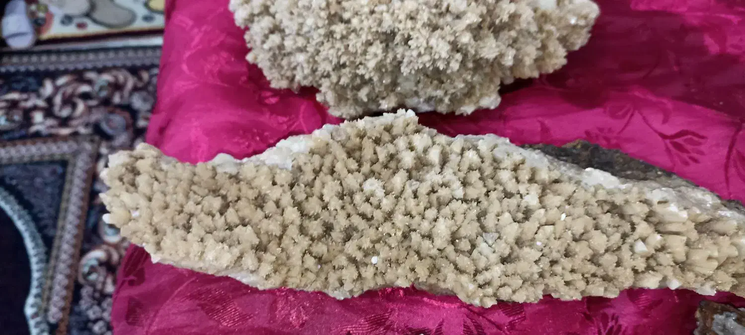 سنگ کلسیت  کلکسیونی|کلکسیون اشیاء عتیقه|تخت سلیمان, |دیوار