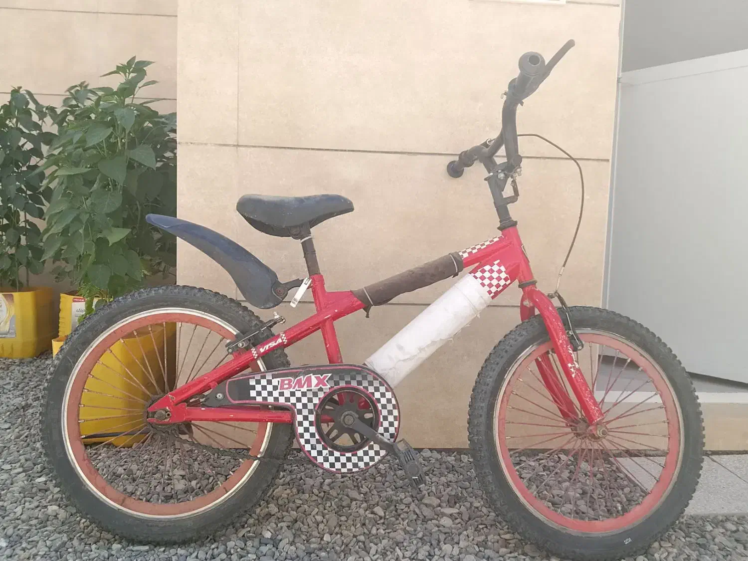 دوچرخه|دوچرخه، اسکیت، اسکوتر|تربتحیدریه, آغوی|دیوار