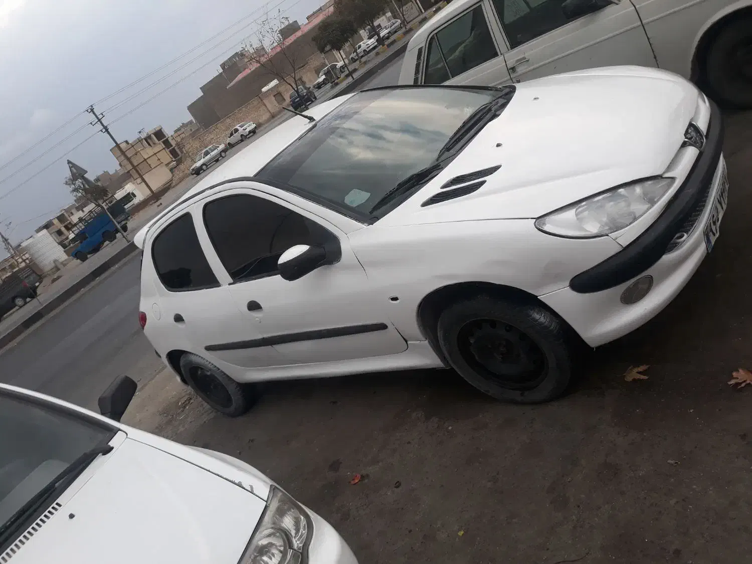 پژو ۲۰۶|خودرو سواری و وانت|ملایر, |دیوار