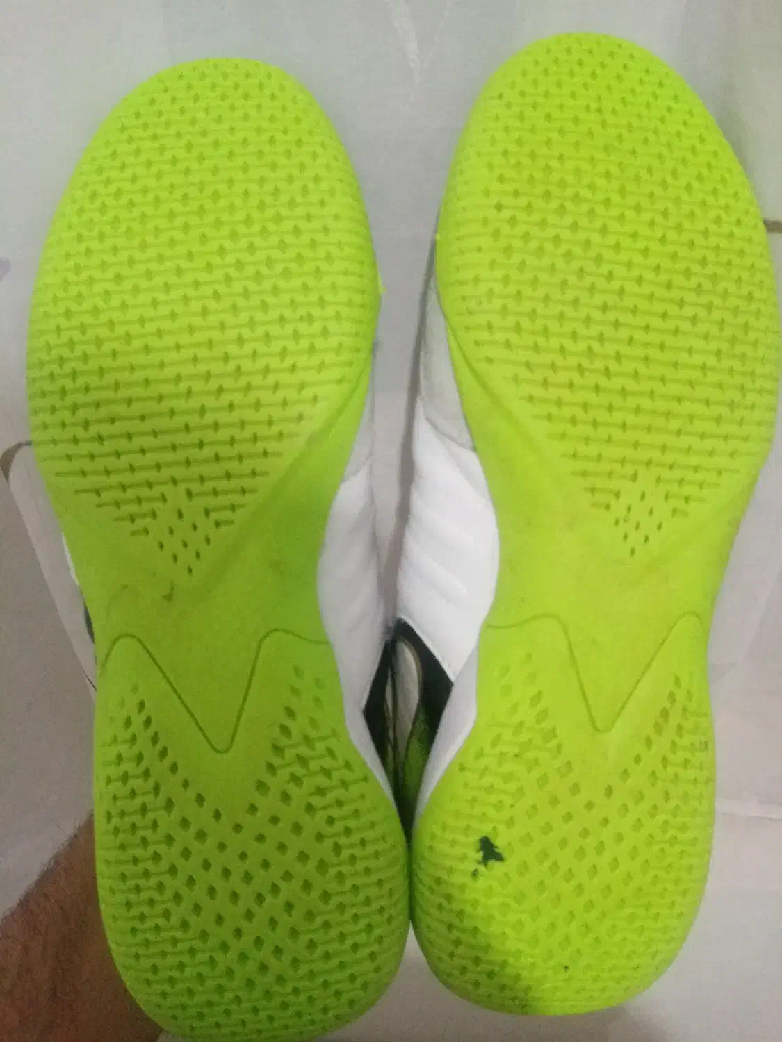 کفش سالن نایک|کیف، کفش، کمربند|کاشمر, |دیوار