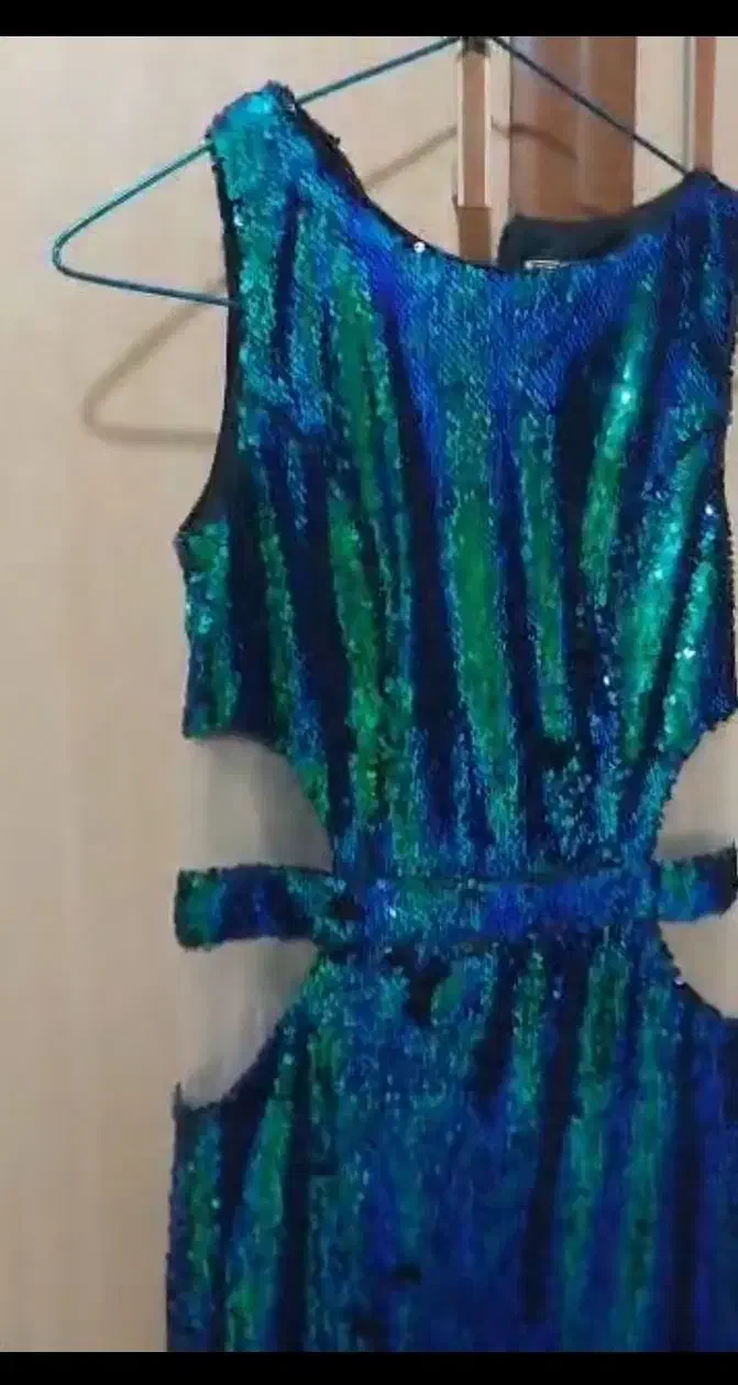 لباس|لباس|رشت, شهرک شهید مفتح|دیوار